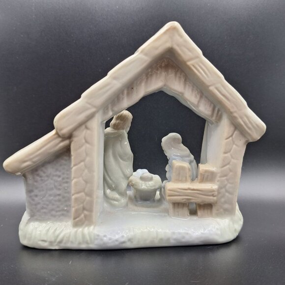 Ceramic Nativity Scene Star Lamb Baby Jesus Religious Holiday Birth Savior Smile - Picture 5 of 9